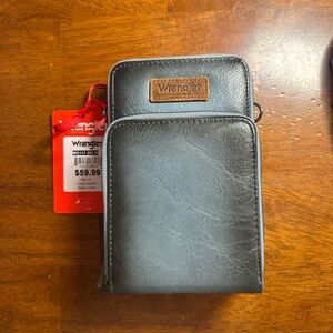 Wrangler blue/ Black Leather Crossbody Wallet